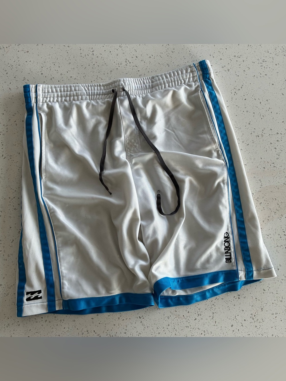 000 - VINTAGE 00s BILLABONG SURFING Y2K MEDIUM ATHLETIC SHORTS